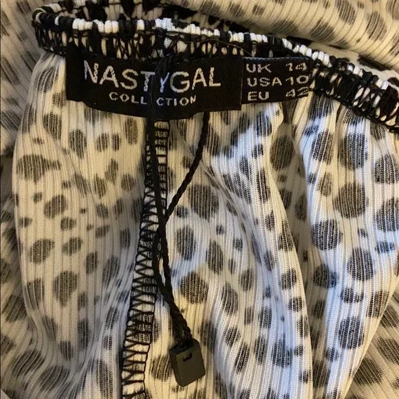 NASTY GAL TANK TOP - Picture 8 of 8